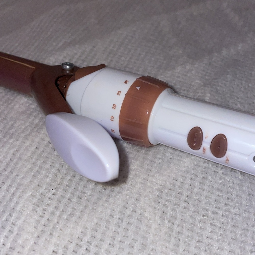 NIB Conair Double Ceramic Curling Iron - Picture 3 of 8